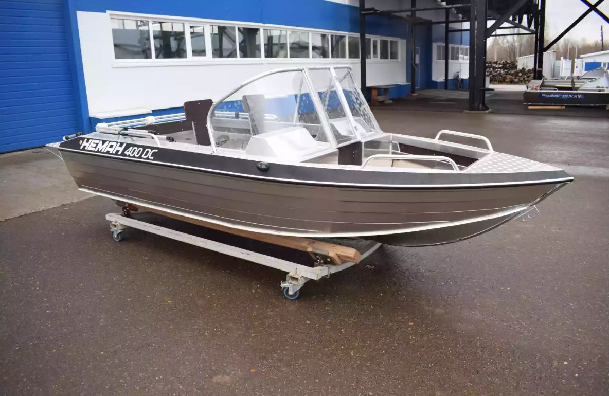 Алюминиевый катер Neman-400 DC в Петрозаводске