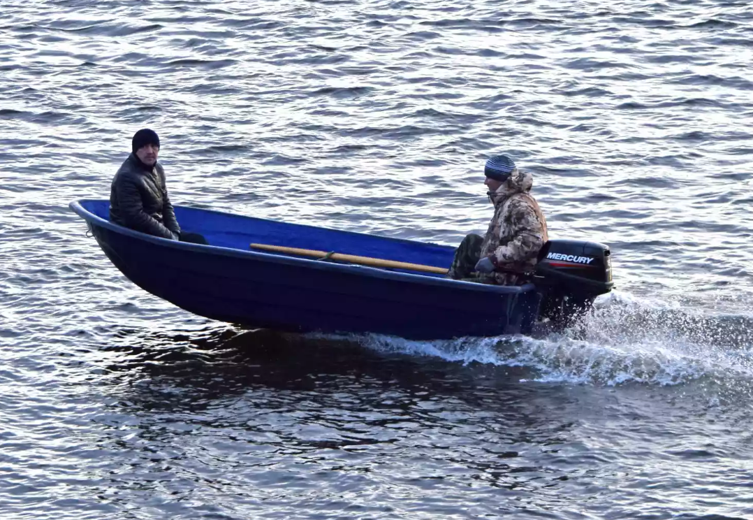 Стеклопластиковая лодка Neman-340 (тримаран) в Петрозаводске