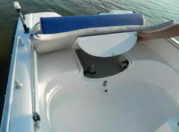 Стеклопластиковый катер Wyatboat-430 M (тримаран) в Петрозаводске