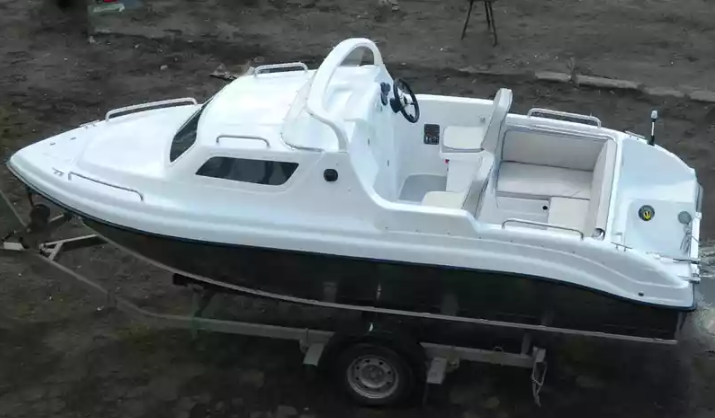 Комбинированный катер Neman-500 с каютой в Петрозаводске