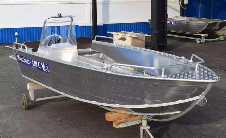 Алюминиевый катер Wyatboat-430 C в Петрозаводске