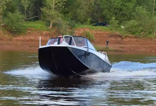 Алюминиевый катер Неман-500 DC в Петрозаводске