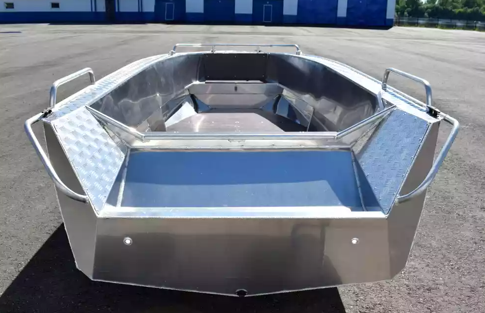 Алюминиевая лодка Wyatboat-490 P в Петрозаводске