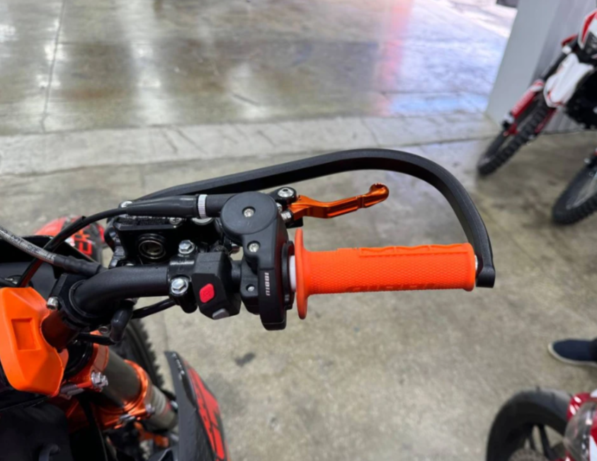 Кроссовый мотоцикл FAIDET PR300 MAX WP в Петрозаводске