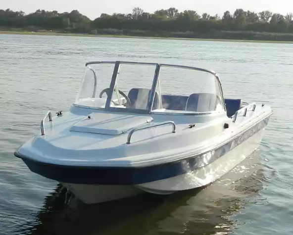 Стеклопластиковый катер Wyatboat-430 M (тримаран) в Петрозаводске