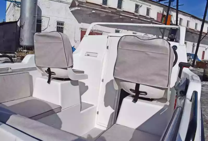 Комбинированный катер Neman-500 с каютой в Петрозаводске