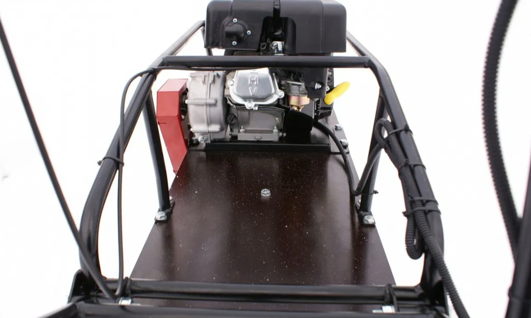 Мотобуксировщик БТС «МАЛЕК» 380/7 БЕЗ э/зап. Б/У в Петрозаводске