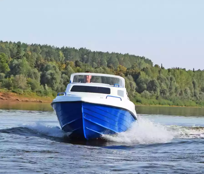 Комбинированный катер Neman-500 с каютой в Петрозаводске