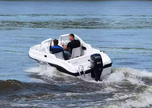 Стеклопластиковый катер Neman-450 Open в Петрозаводске