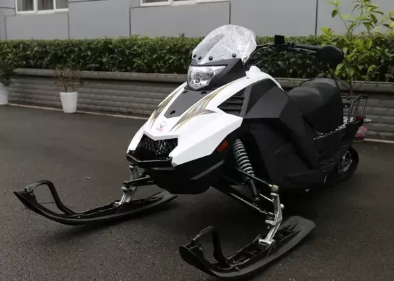 Снегоход ULAR 220 в Петрозаводске