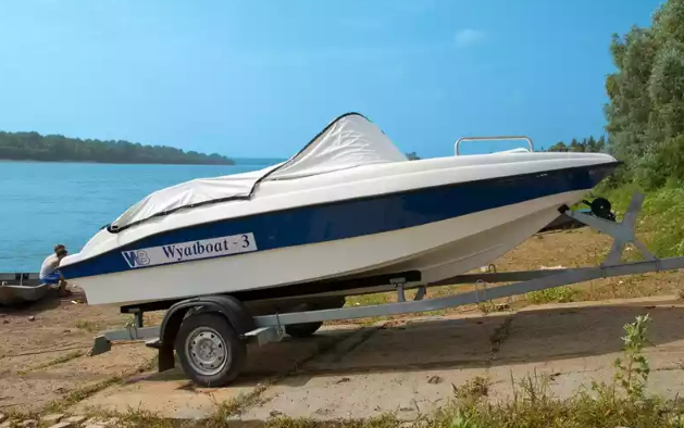 Стеклопластиковый катер Wyatboat-3 (c рундуками) в Петрозаводске