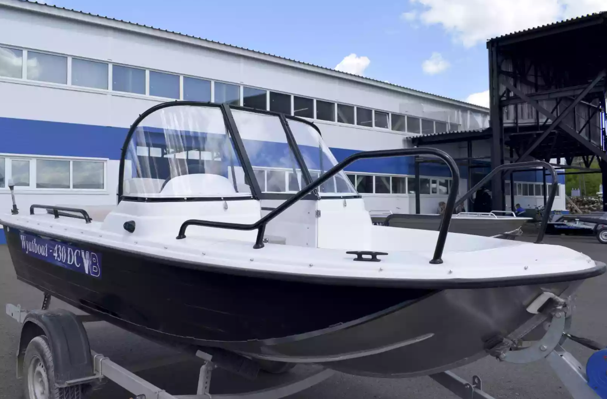 Комбинированный катер Wyatboat-430 DC в Петрозаводске