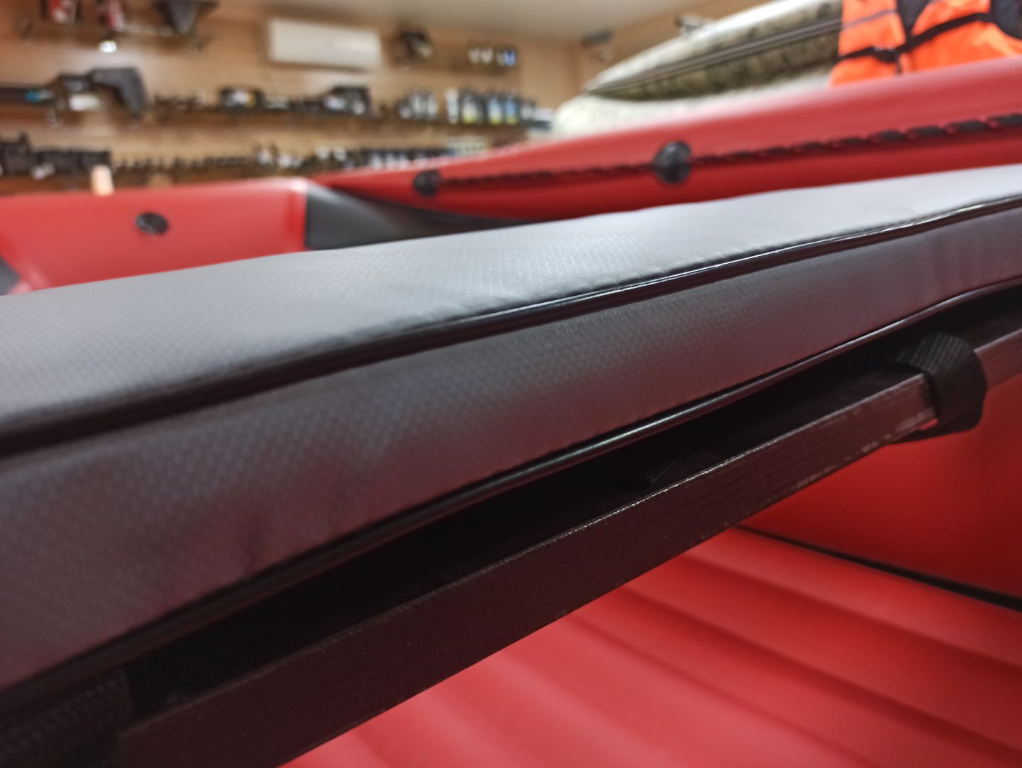 КОМПЛЕКТ МЯГКИХ НАКЛАДОК С СУМКОЙ ДЛЯ ЛОДОК 90Х20 СЕРЫЙ в Петрозаводске