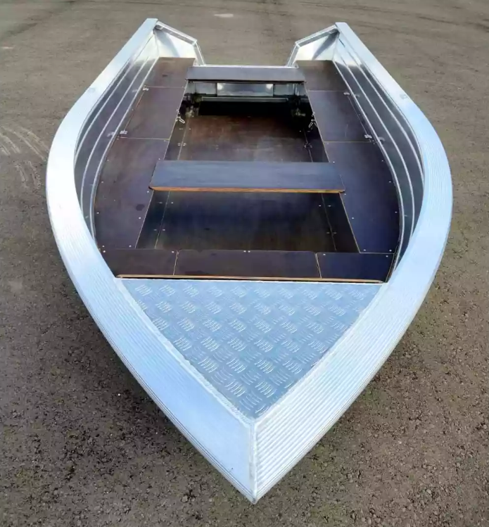 Алюминиевая лодка Неман-400 в Петрозаводске