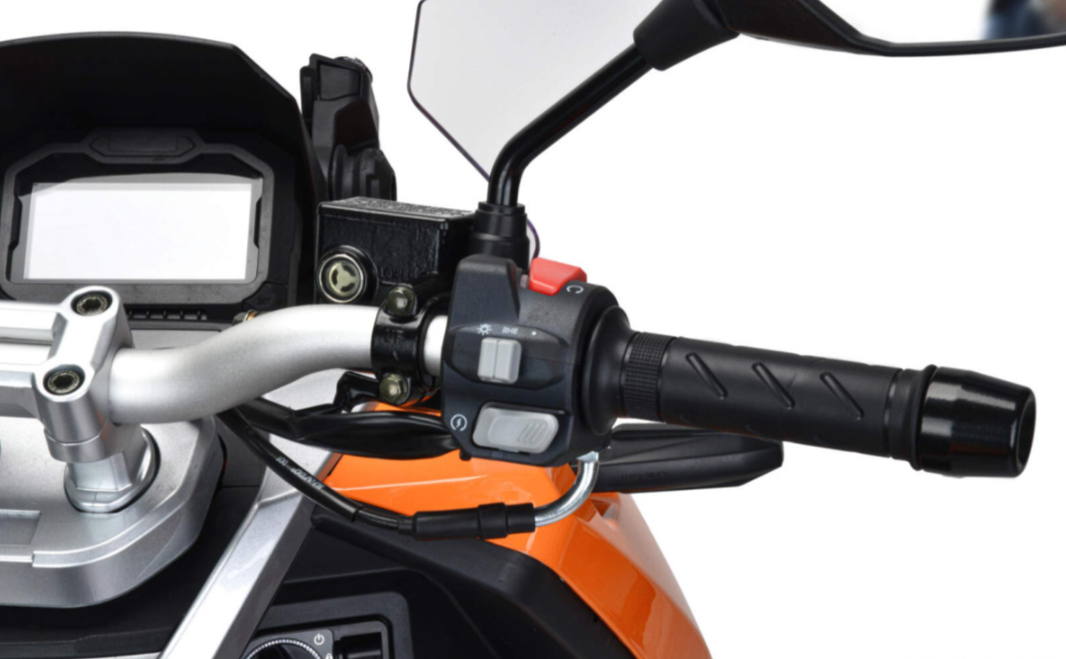 Скутер MOTOLAND (МОТОЛЕНД) T-MAX 150 в Петрозаводске