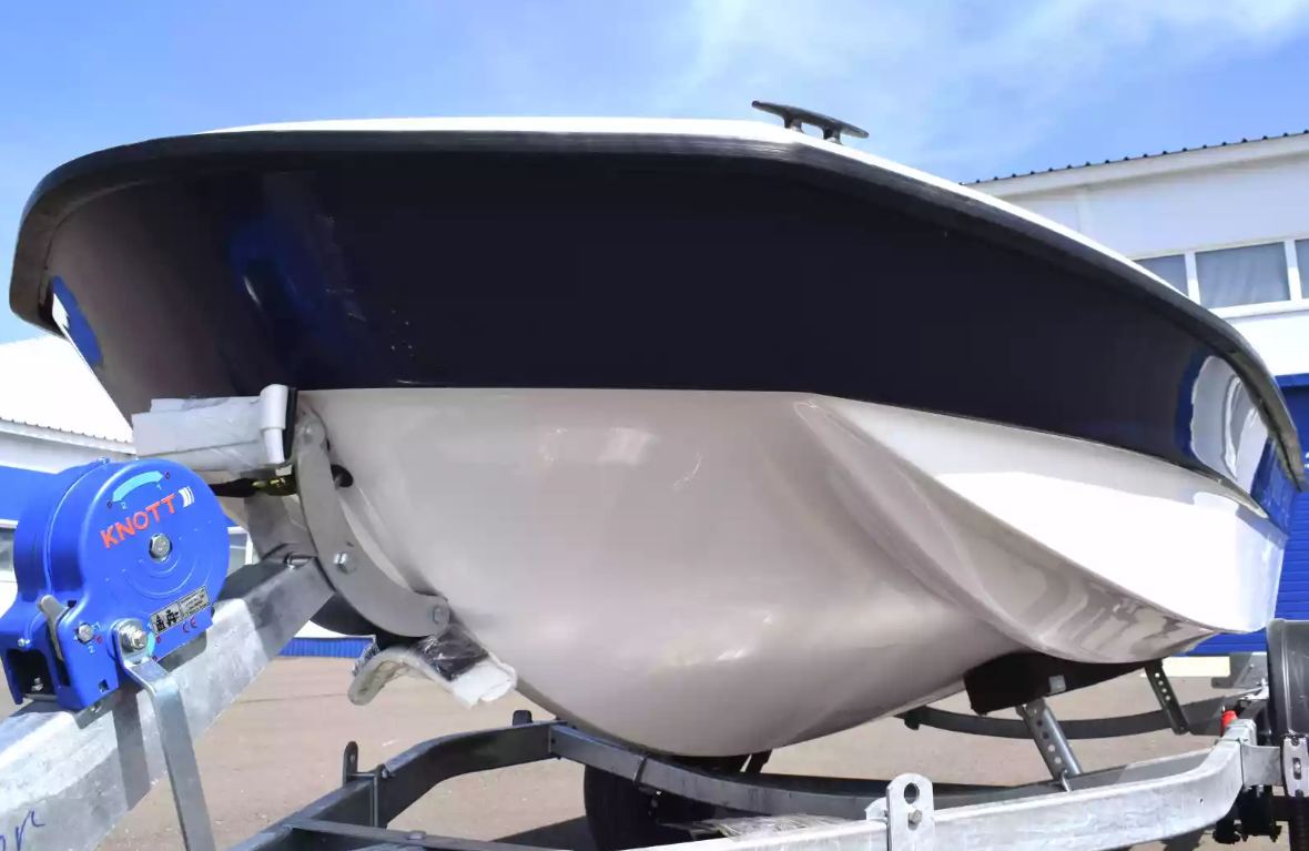 Стеклопластиковая лодка Wyatboat 430 тримаран в Петрозаводске