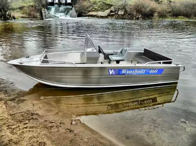 Алюминиевый катер Wyatboat-460 C в Петрозаводске