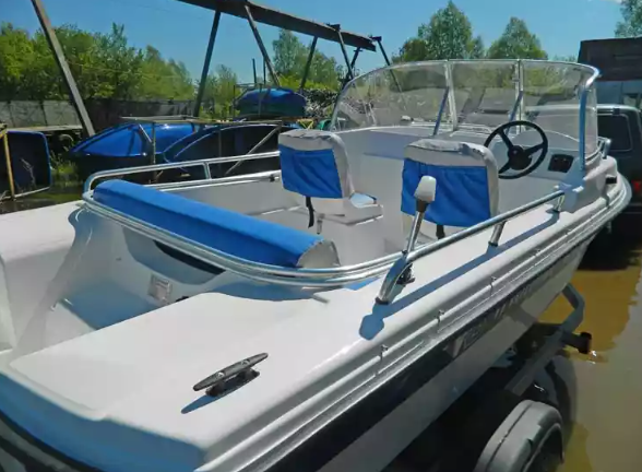 Стеклопластиковый катер Wyatboat-430 M (тримаран) в Петрозаводске