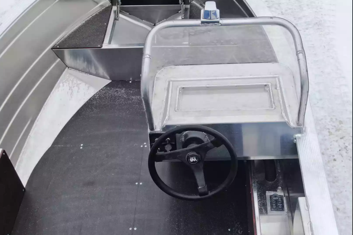 Алюминиевая лодка Неман-400 С в Петрозаводске