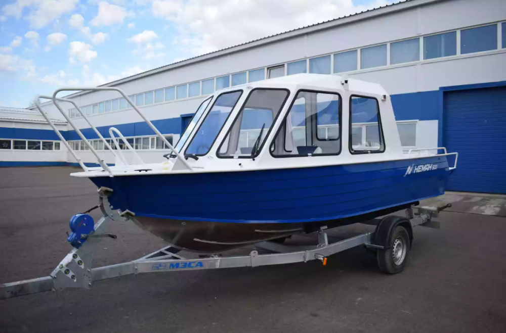 Алюминиевый катер Неман-500 (закрытая рубка) в Петрозаводске