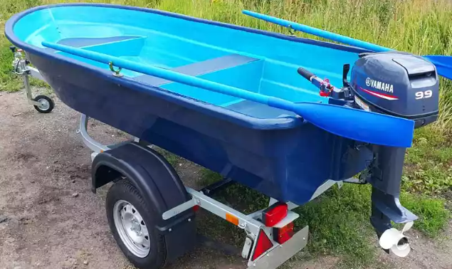 Стеклопластиковая лодка Neman-340 (тримаран) в Петрозаводске