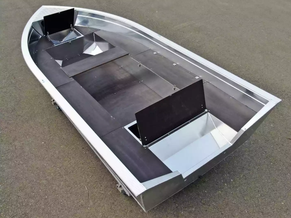 Алюминиевая лодка  Неман-420 в Петрозаводске