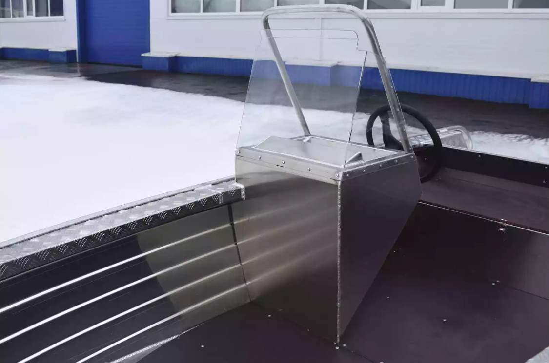 Алюминиевая лодка Wyatboat-390 C в Петрозаводске