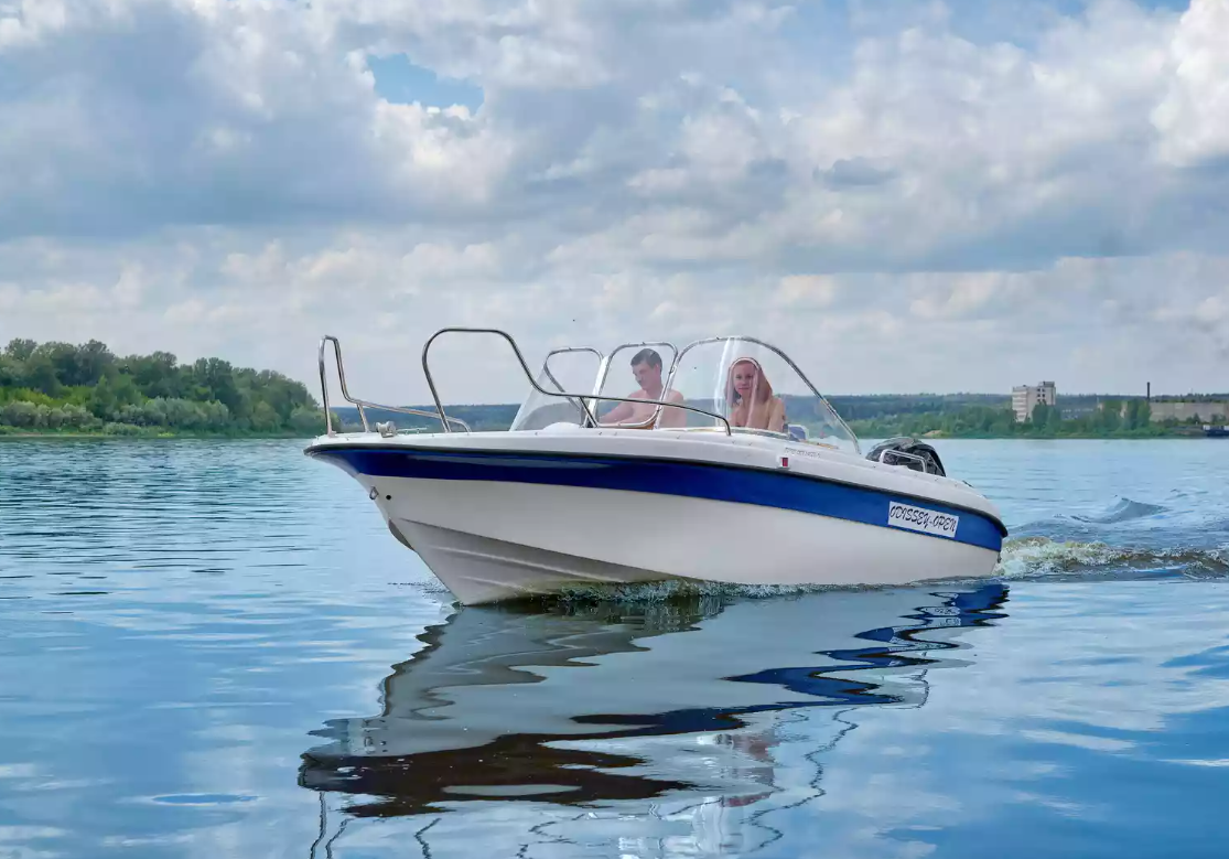 Стеклопластиковый катер Neman-530 Open в Петрозаводске