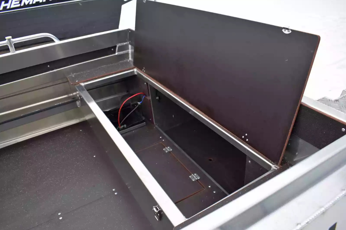 Алюминиевый катер Neman-450 DCM PRO в Петрозаводске