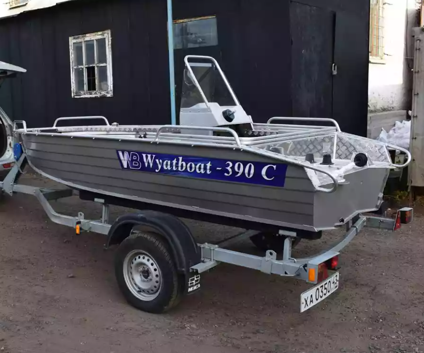 Алюминиевая лодка Wyatboat-390 C в Петрозаводске