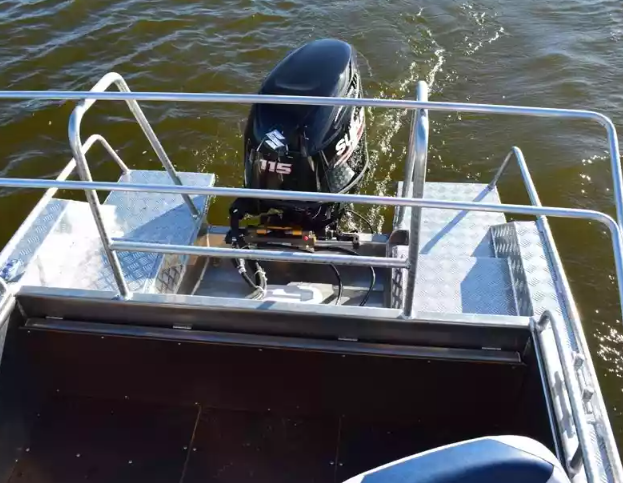 Алюминиевый катер Неман 550 с каютой в Петрозаводске