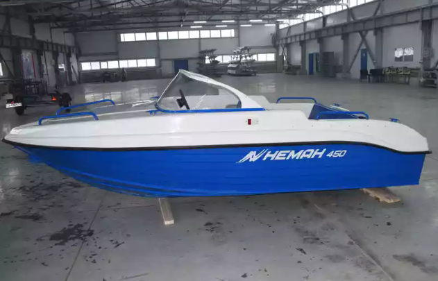 Комбинированный катер Neman-450 в Петрозаводске