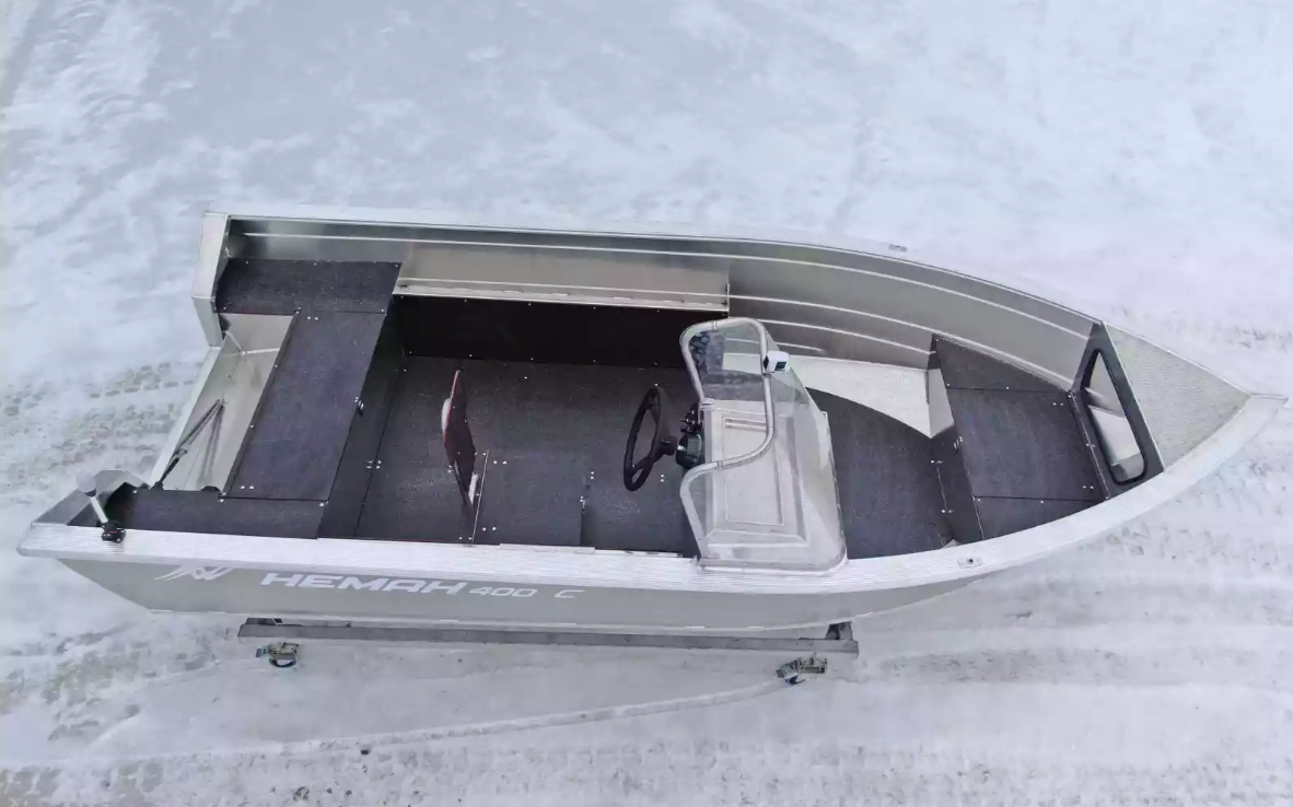 Алюминиевый катер Неман-400 С в Петрозаводске