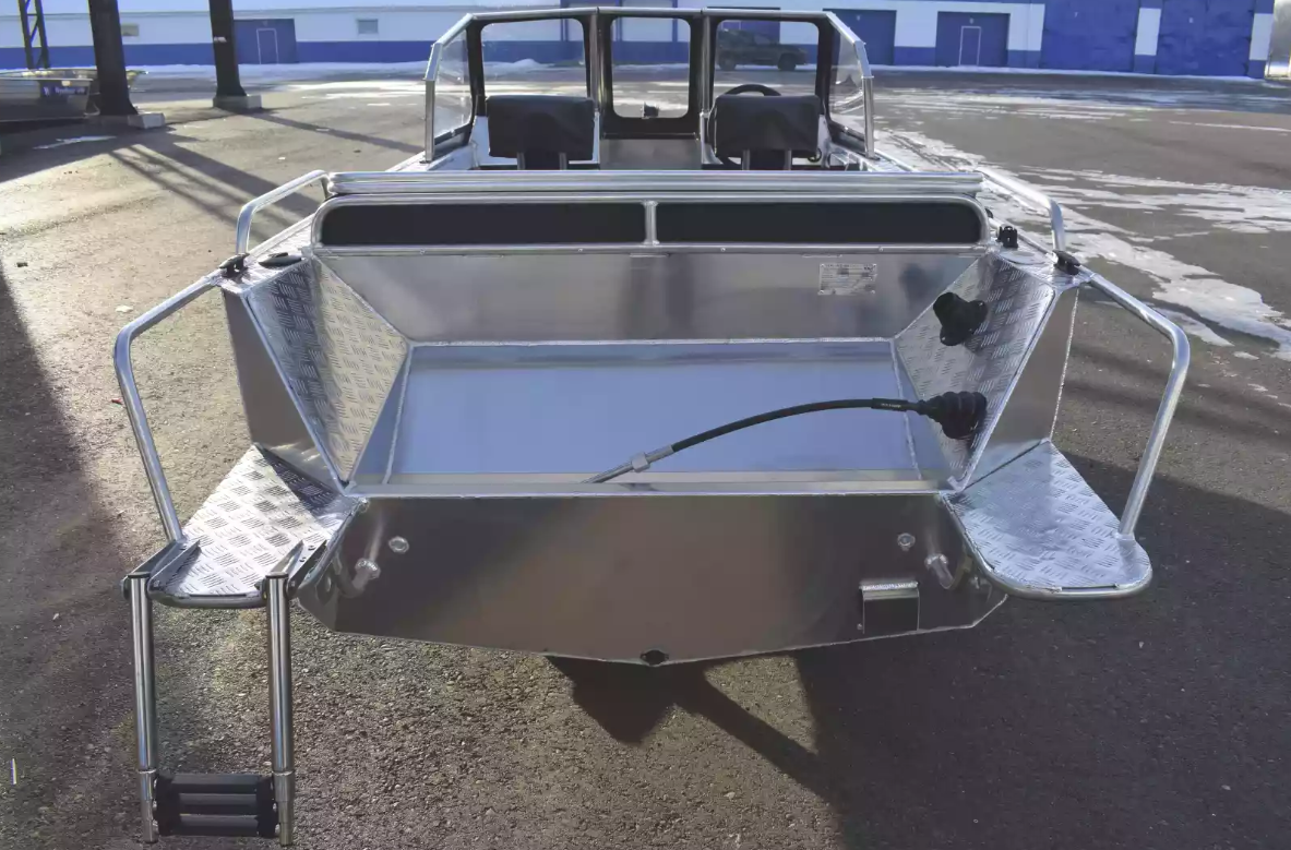 Алюминиевый катер Wyatboat-490 DCM Pro в Петрозаводске