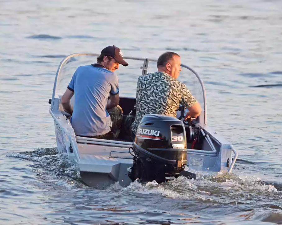 Алюминиевая лодка Wyatboat-390 DCM в Петрозаводске