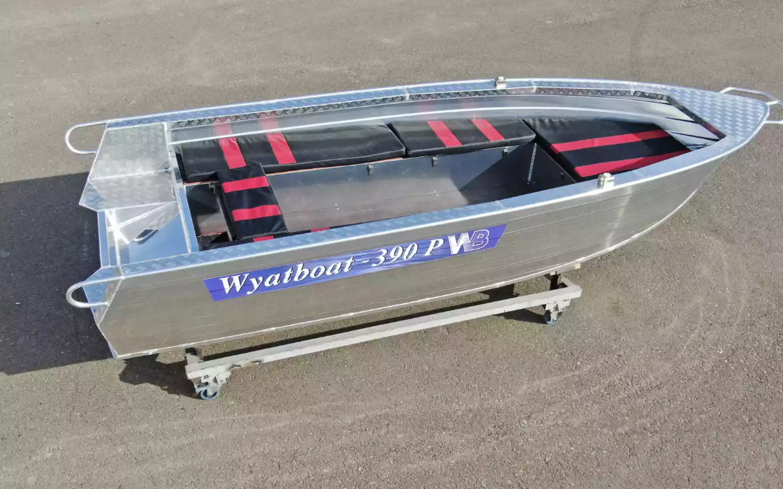 Алюминиевая лодка Wyatboat-390РМ увеличенный борт в Петрозаводске