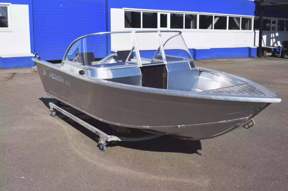 Алюминиевая лодка  Неман-400 DCM в Петрозаводске