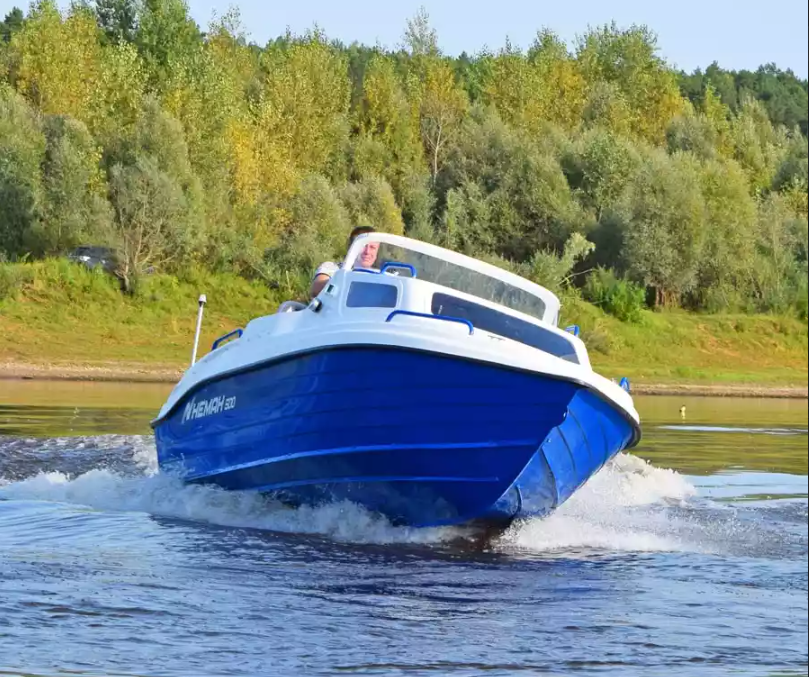 Комбинированный катер Neman-500 с каютой в Петрозаводске