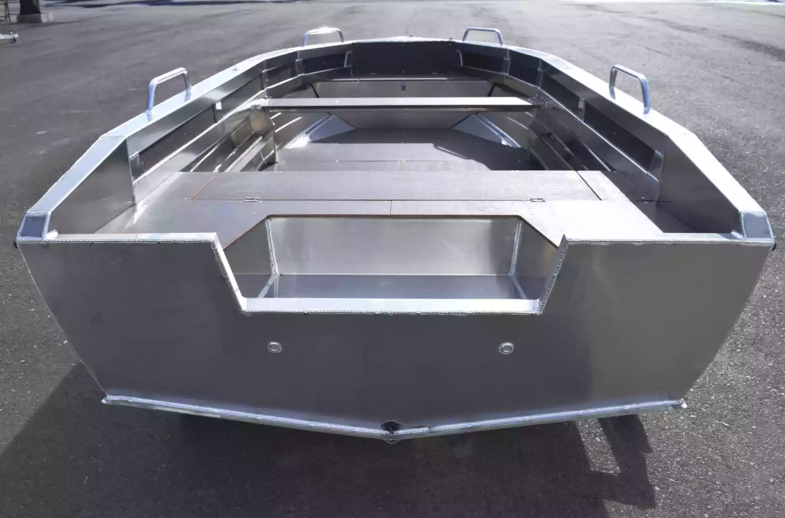 Алюминиевая лодка  Неман-480 Р в Петрозаводске