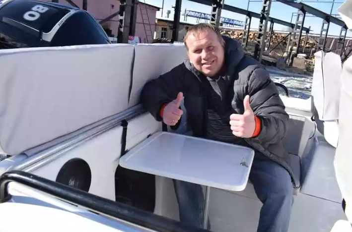 Комбинированный катер Neman-500 с каютой в Петрозаводске