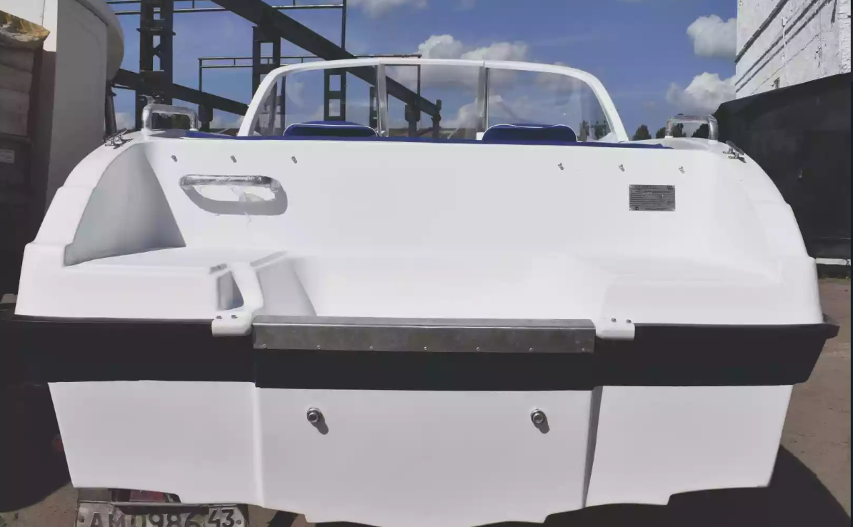 Стеклопластиковый катер Neman-500 Open в Петрозаводске