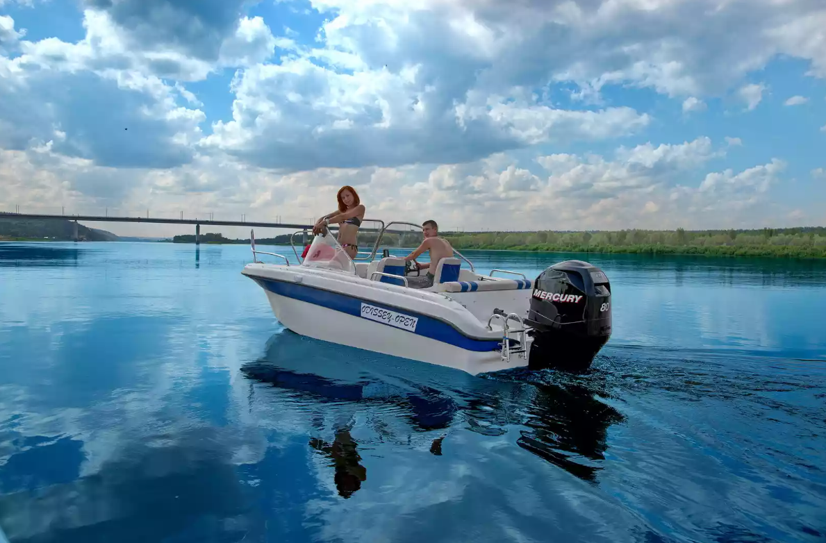 Стеклопластиковый катер Neman-530 Open в Петрозаводске