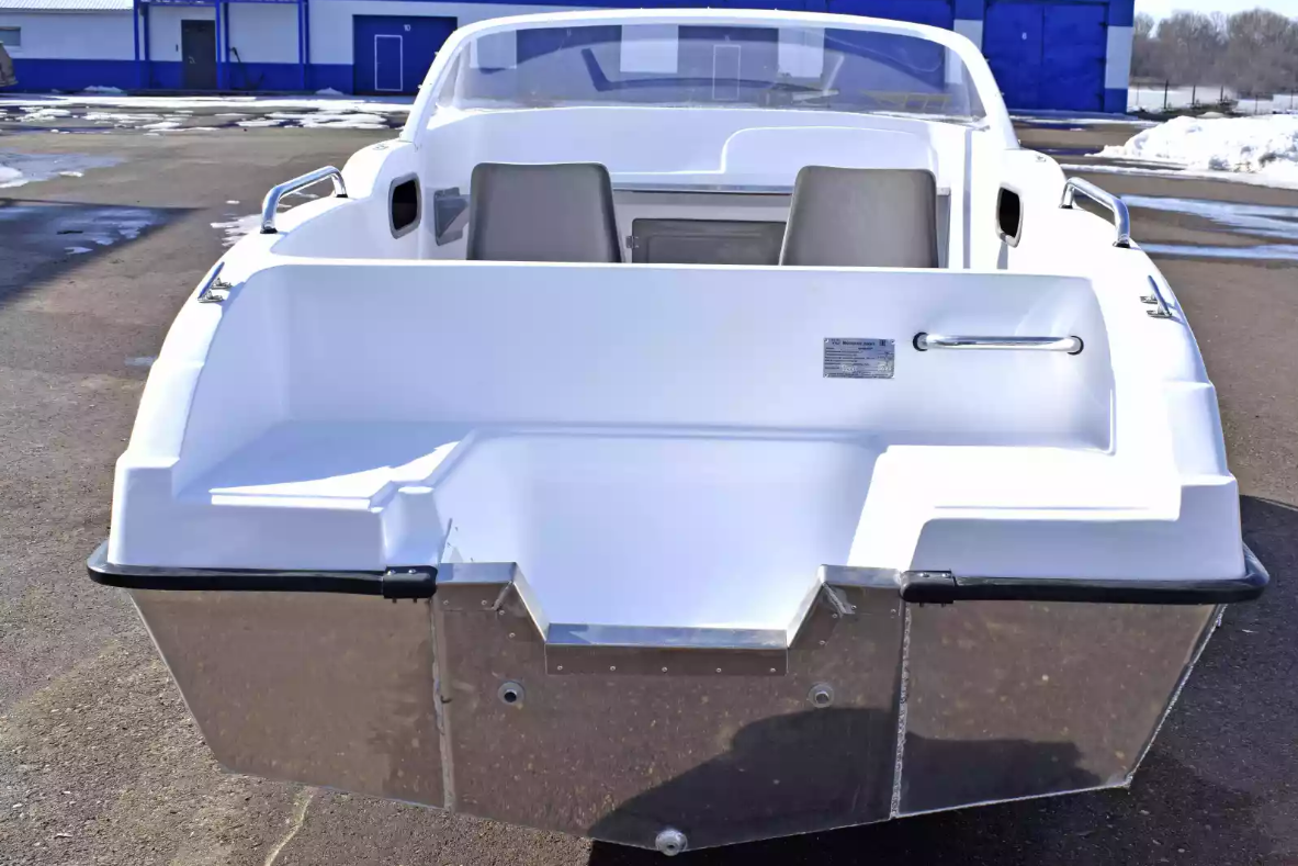 Комбинированный катер Neman-500 P в Петрозаводске