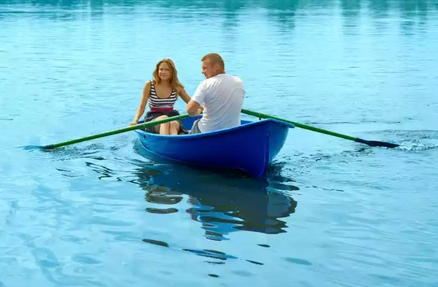 Стеклопластиковая лодка Дельфин в Петрозаводске