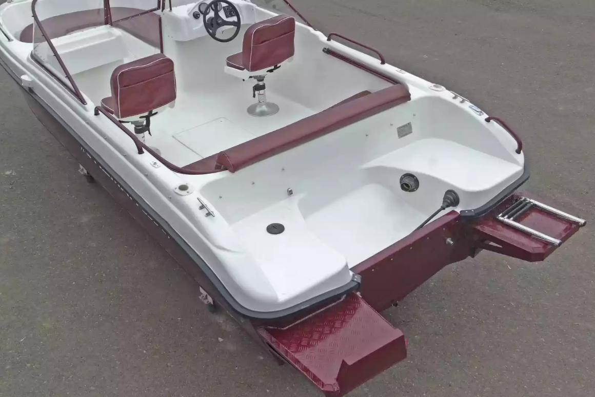 Комбинированный катер Neman-530 Open в Петрозаводске