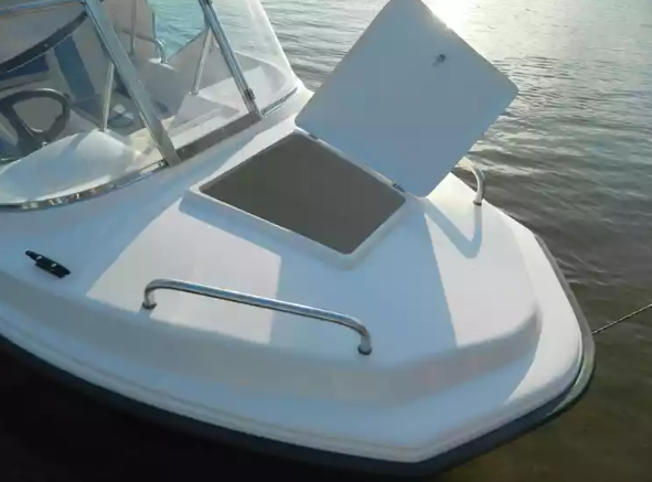 Стеклопластиковый катер Wyatboat-430 M (тримаран) в Петрозаводске