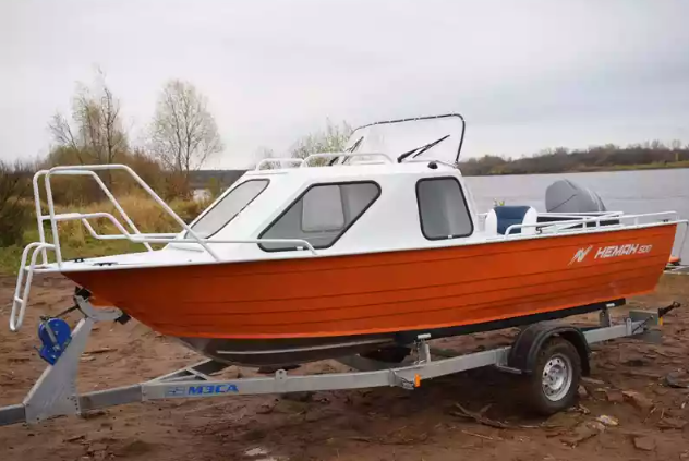 Алюминиевый катер Неман-500 (каютный) в Петрозаводске