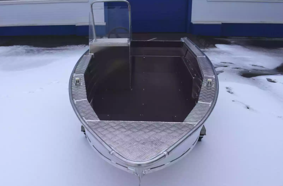 Алюминиевый катер Wyatboat-390 C в Петрозаводске