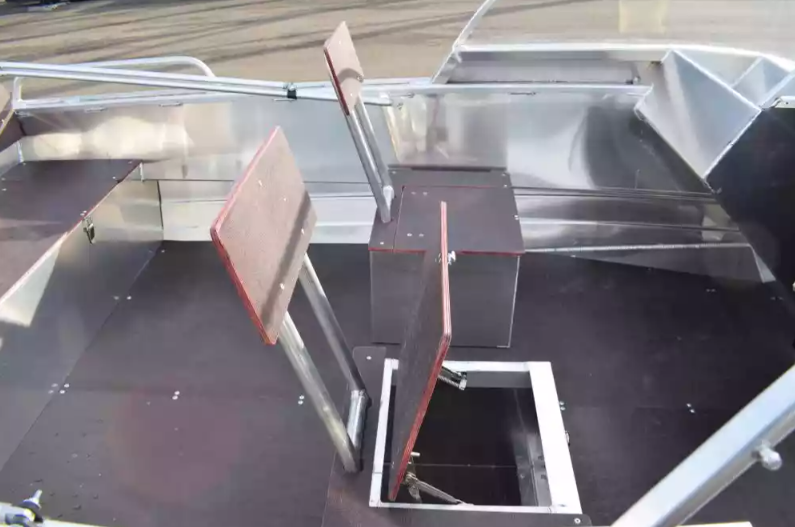 Алюминиевый катер Wyatboat-460 DCM в Петрозаводске