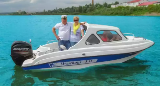 Стеклопластиковый катер Wyatboat-3 П (полурубка) в Петрозаводске